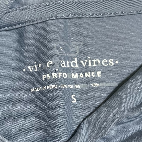 Vineyard Vines Hoodie - Picture 4 of 4